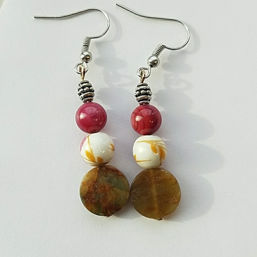 3/$25 🌸💖🌸HANDCRAFTED EARRINGS🌸💖🌸